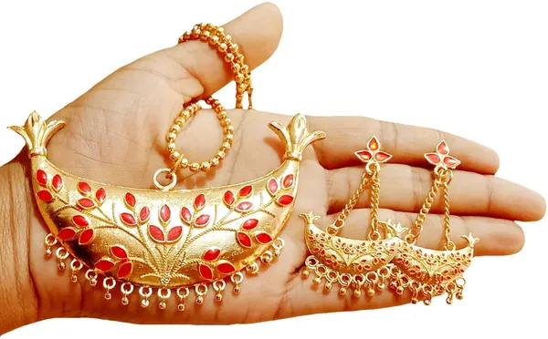 Assamese_Traditional_Gold_Plated_Red_Colour_Joonbiri_Chain_Jewellery_Set_For_Women